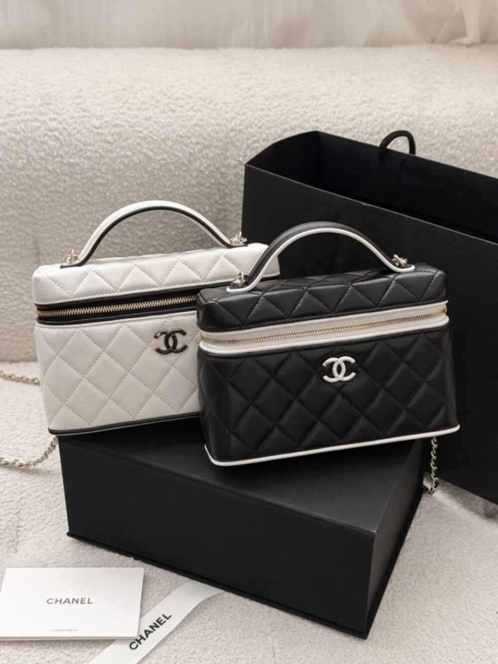 Classic CHANEL bag: A Stylish and Versatile Choice for Elegance